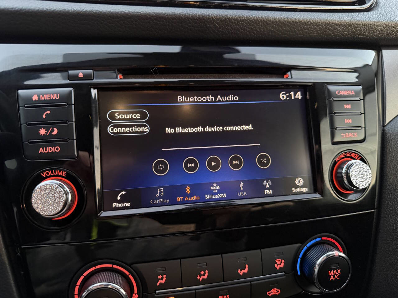 Used 2022 Nissan Rogue Sport S image 26