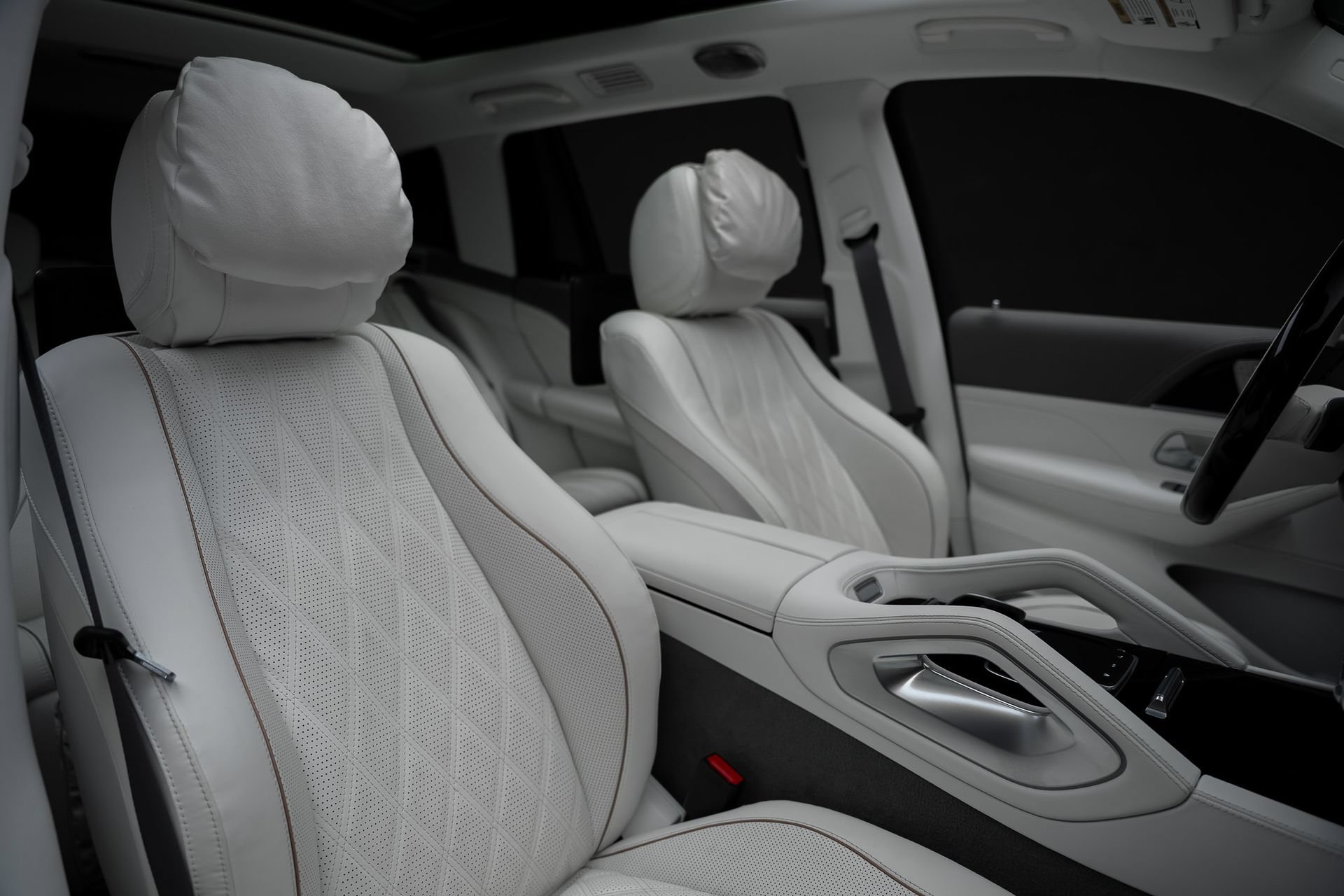 Used 2025 Mercedes-Benz Maybach GLS 600 4MATIC image 68