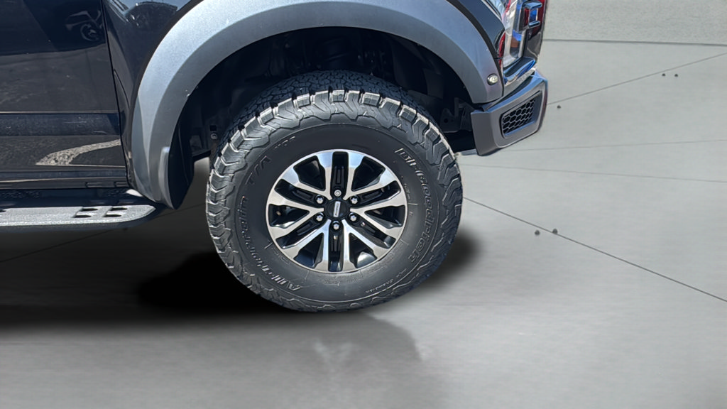 Used 2019 Ford F150 Raptor w/ Equipment Group 802A Luxury AWD/4WD image 35
