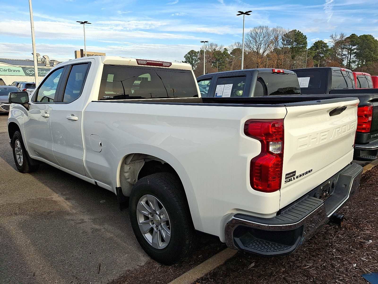 Used 2020 Chevrolet Silverado 1500 LT w/ All-Star Edition image 4