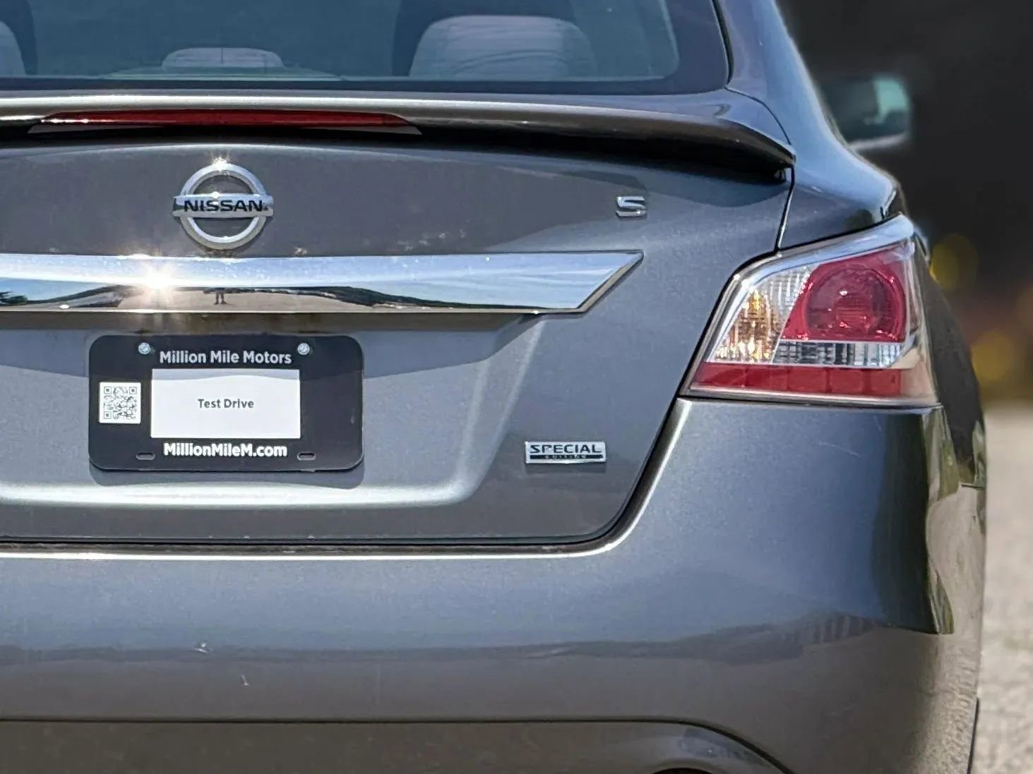 Used 2015 Nissan Altima 2.5 S w/ Special Edition Package FWD image 14