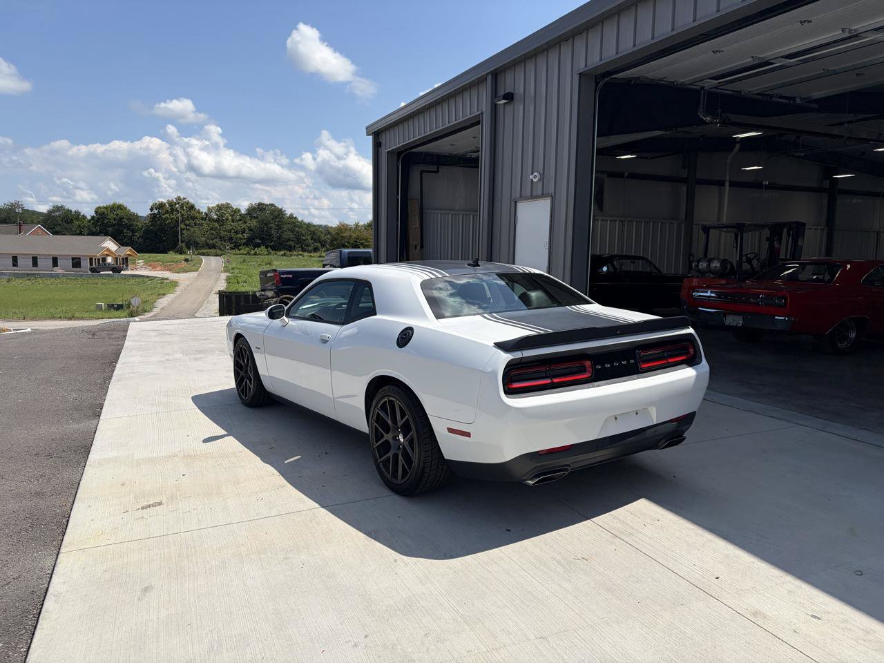 Used 2016 Dodge Challenger R/T Plus RWD image 3