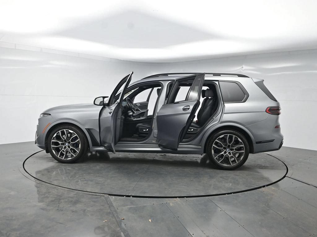 Used 2023 BMW X7 M60i w/ Executive Package AWD/4WD image 67
