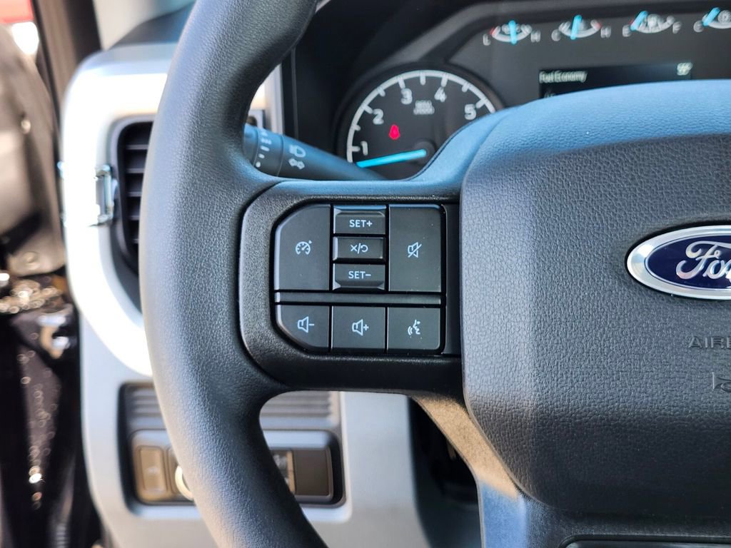 New 2026 Ford F250 XL w/ XL Chrome Package image 23
