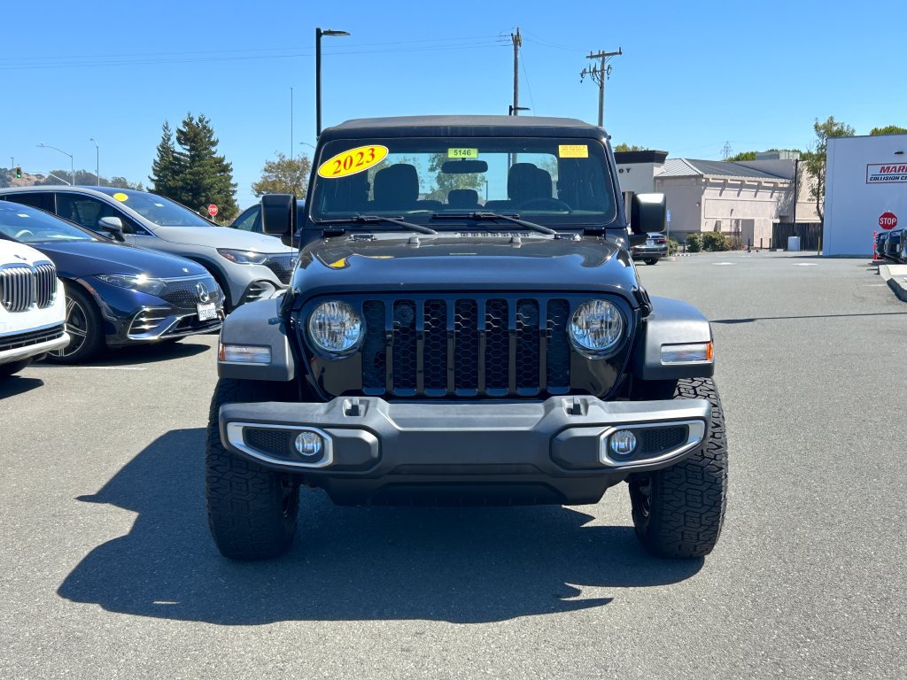 Used 2023 Jeep Gladiator Sport AWD/4WD image 8