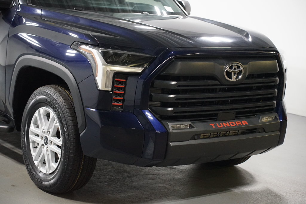 Used 2023 Toyota Tundra SR5 w/ SR5 Premium Package AWD/4WD image 4