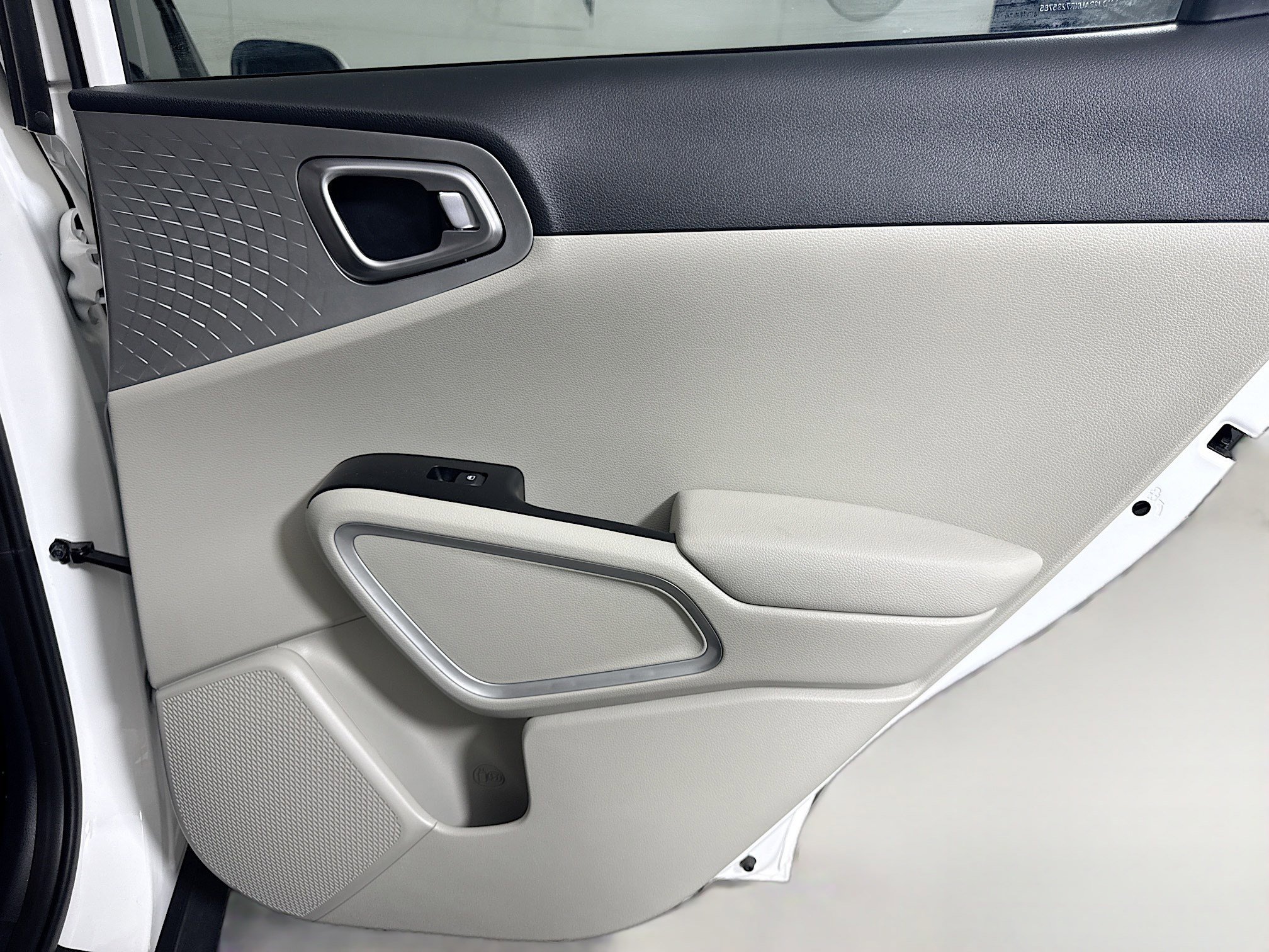 Used 2024 Kia Soul LX image 27