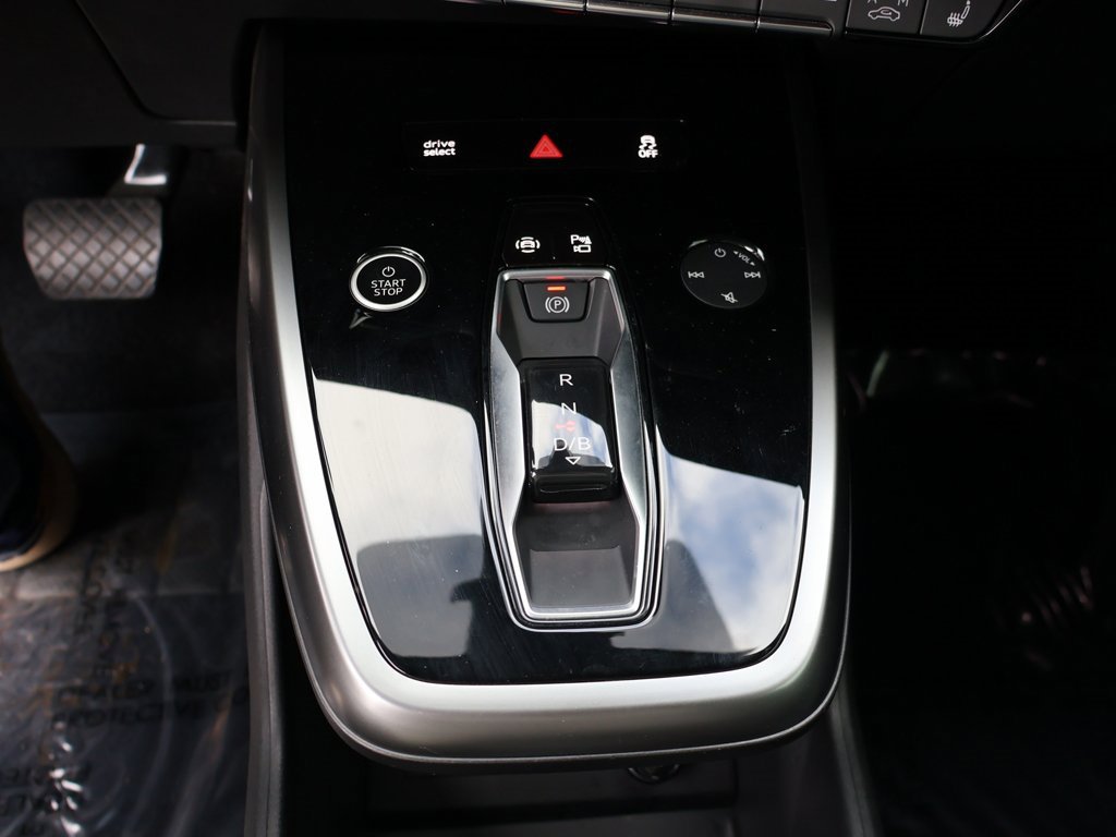 Used 2023 Audi Q4 e-tron Premium Plus w/ Premium Plus image 55