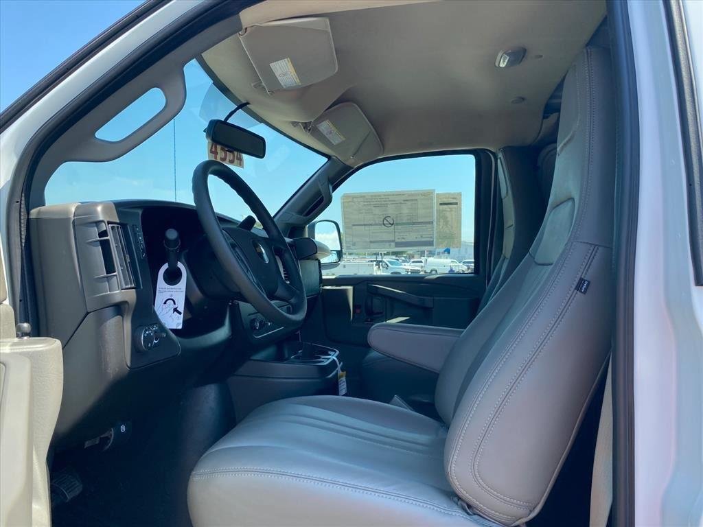 New 2025 Chevrolet Express 2500 w/ Driver Convenience Package RWD image 9
