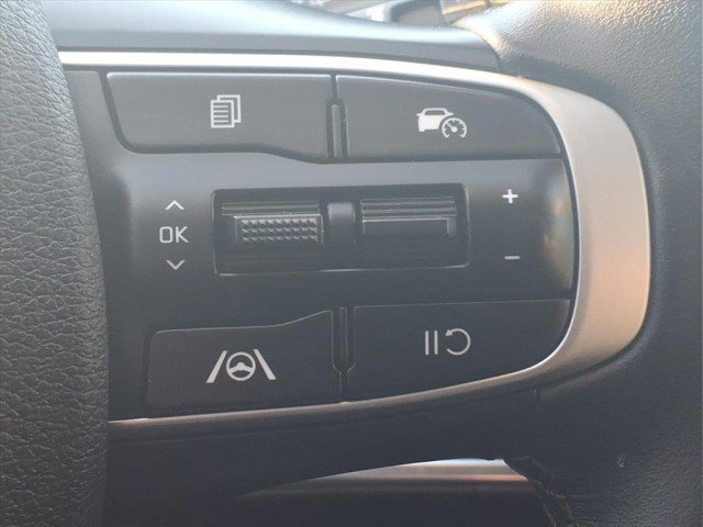 Used 2023 Kia Sportage EX image 19