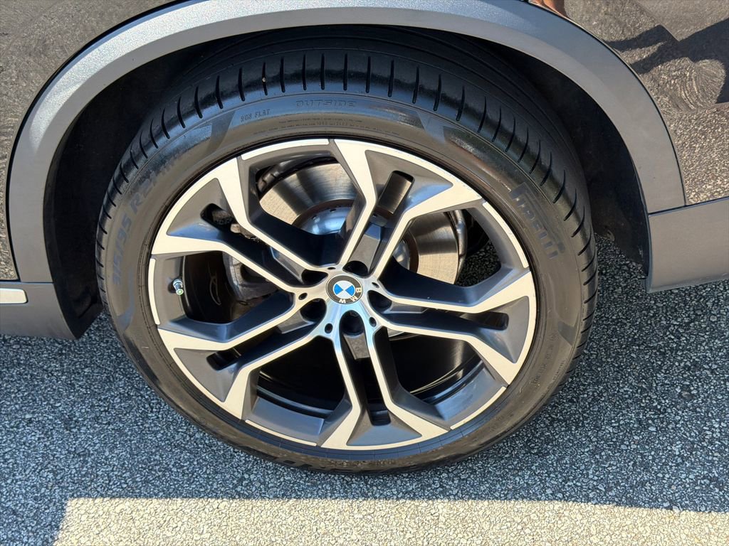 Used 2022 BMW X5 sDrive40i w/ Premium Package RWD image 19