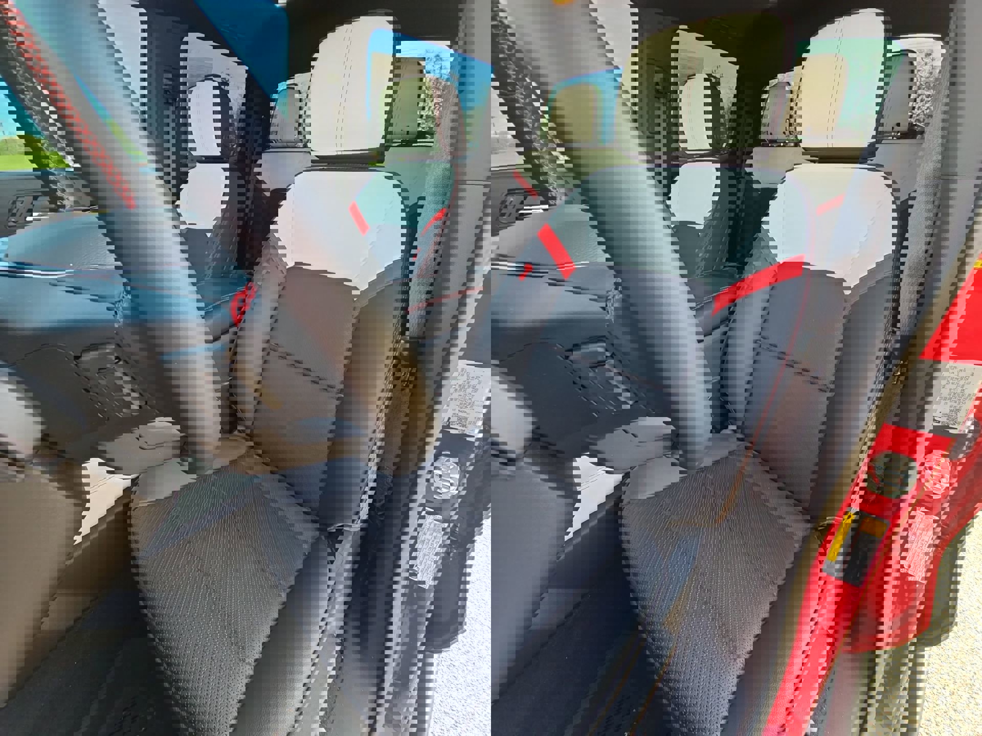 Used 2024 GMC Canyon AT4X image 11