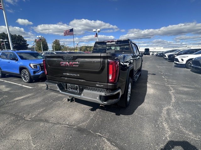 Used 2021 GMC Sierra 2500 SLT w/ SLT Preferred Package image 5