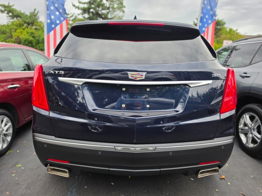 Used 2017 Cadillac XT5 Luxury w/ Driver Awareness Package FWD image 8