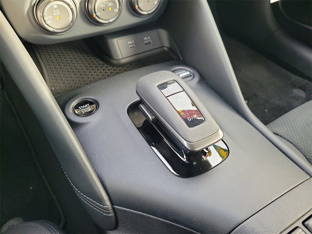 Certified 2024 Nissan Z Performance w/ Floor Mat Package image 18