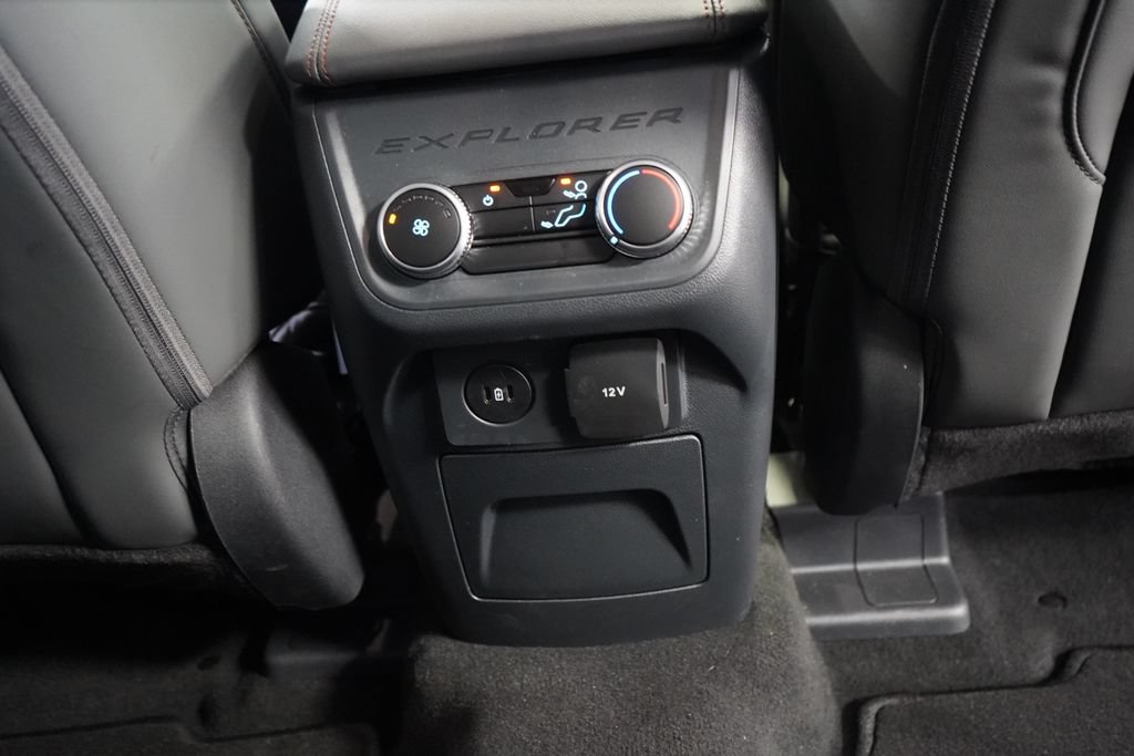 New 2026 Ford Explorer Active w/ Active Comfort Package AWD/4WD image 24