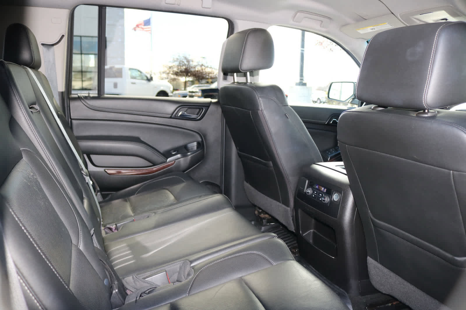 Used 2017 GMC Yukon XL SLT image 23