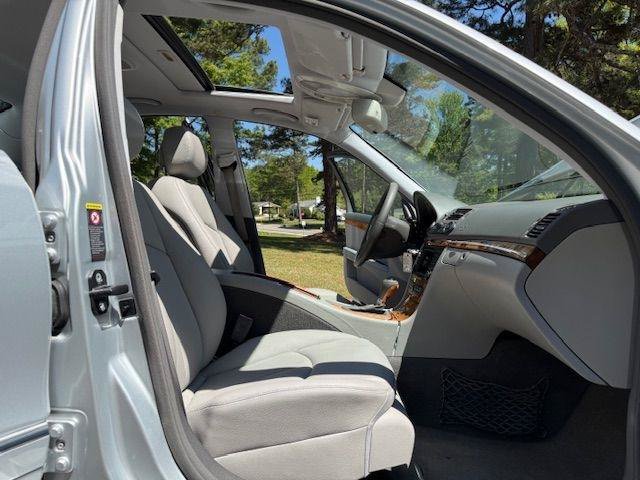 Used 2007 Mercedes-Benz E 350 Sedan image 22
