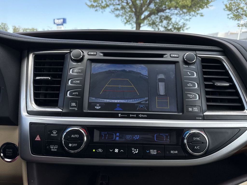 Used 2018 Toyota Highlander Limited Platinum w/ Protection Package #3 AWD/4WD image 24