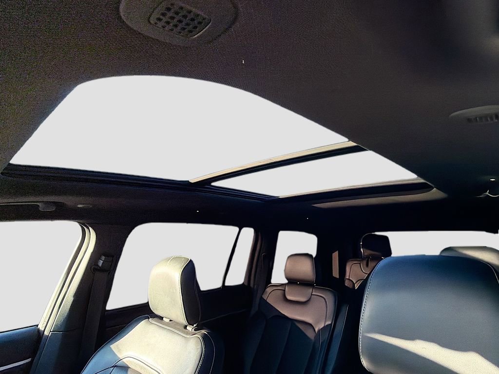 Used 2024 Jeep Grand Cherokee L Limited w/ Luxury Tech Group II image 29