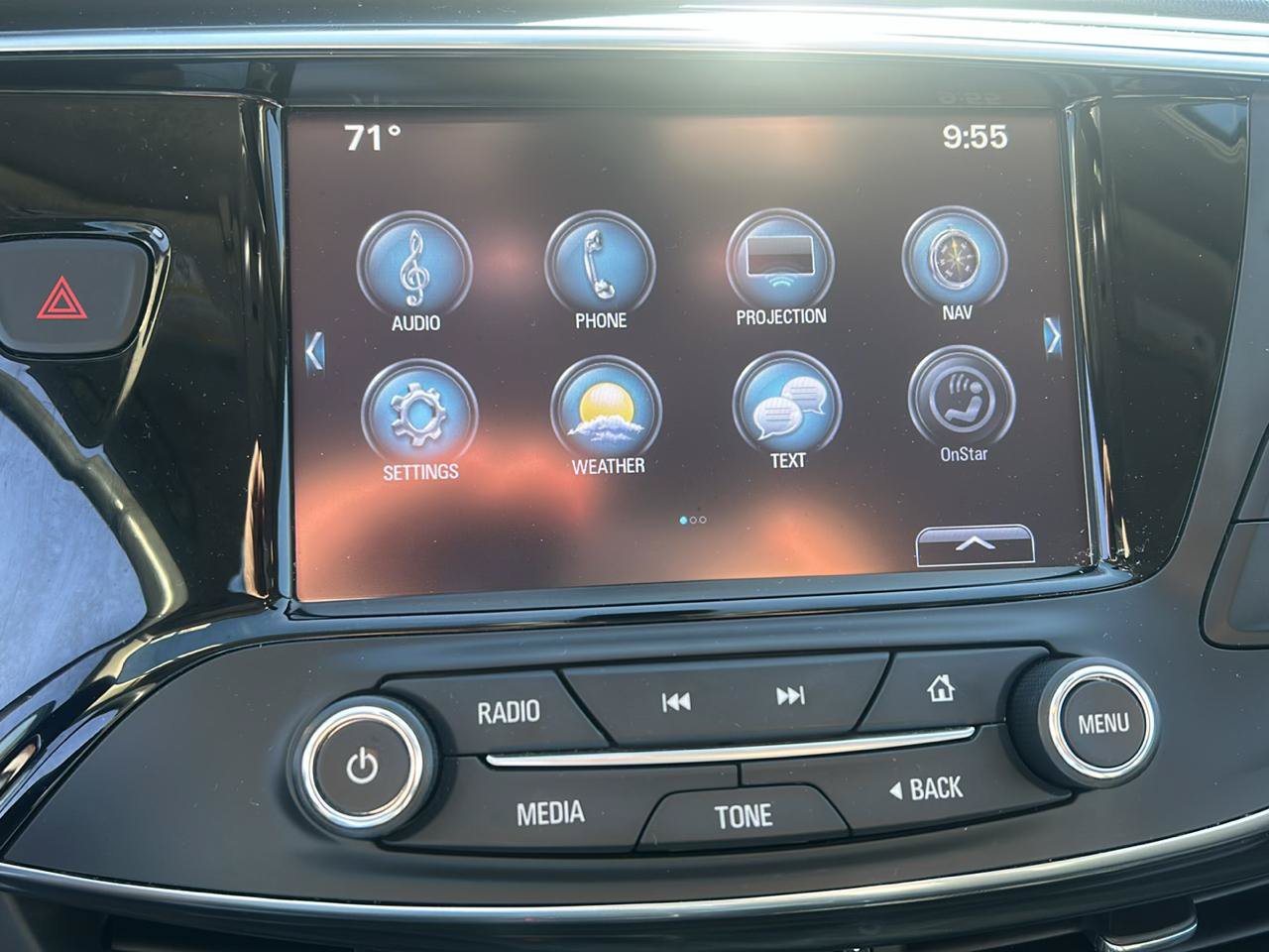 Used 2019 Buick Envision Essence FWD image 20