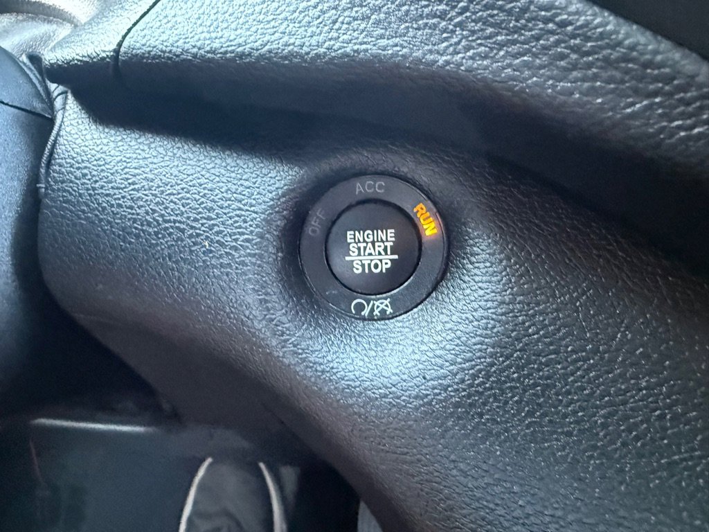 Used 2021 Jeep Cherokee Latitude Plus image 29