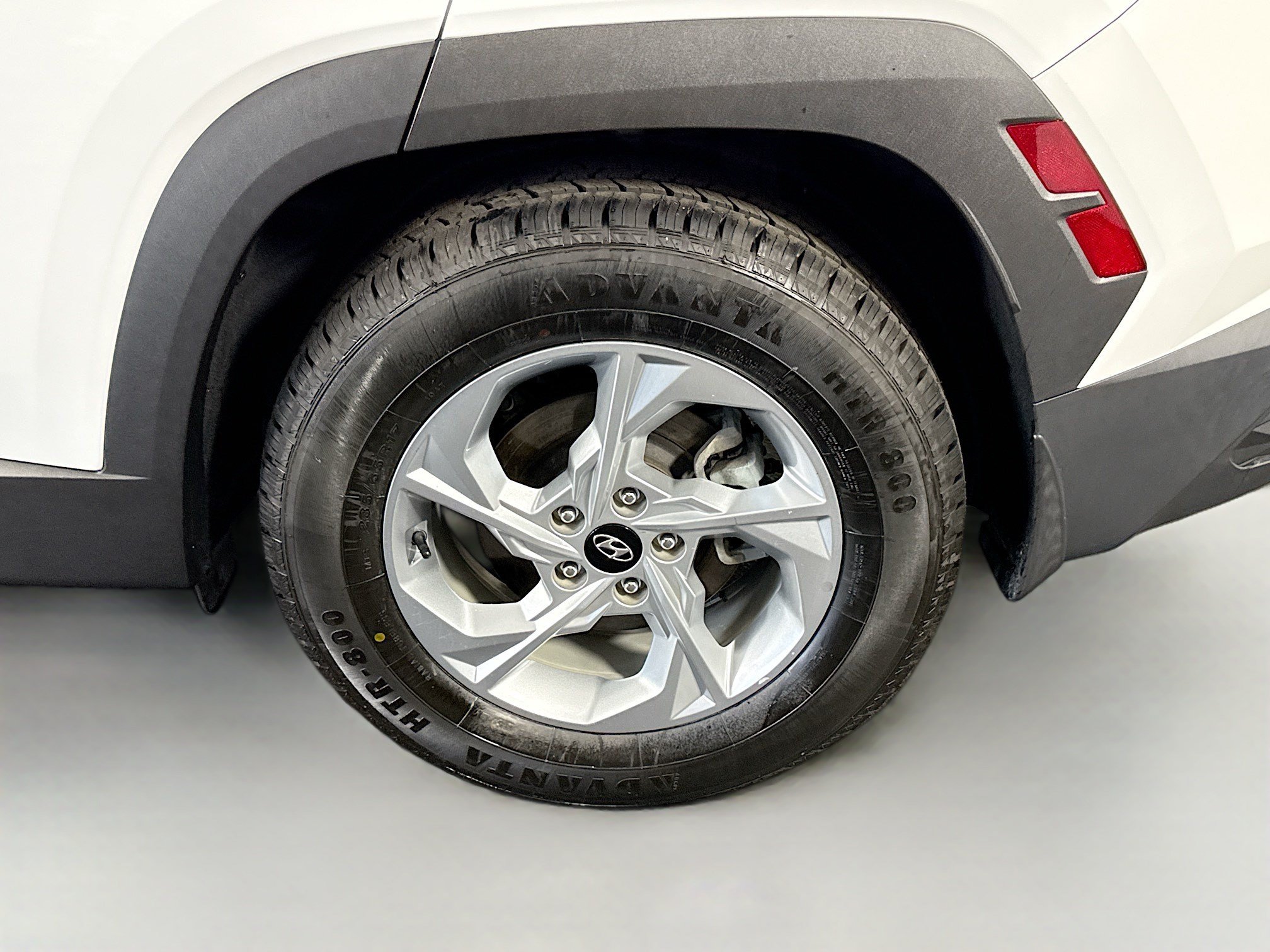 Used 2023 Hyundai Tucson SEL FWD image 37