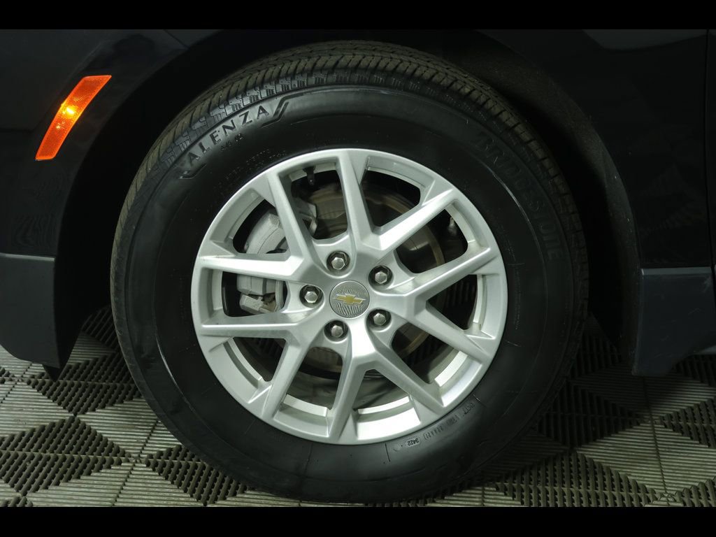 Used 2023 Chevrolet Equinox LT AWD/4WD image 8