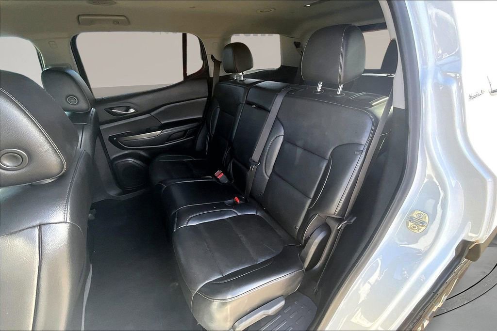 Used 2023 GMC Acadia SLT AWD/4WD image 21