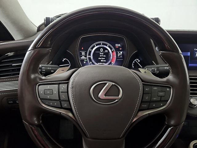 Used 2020 Lexus LS 500 w/ Luxury Package image 21