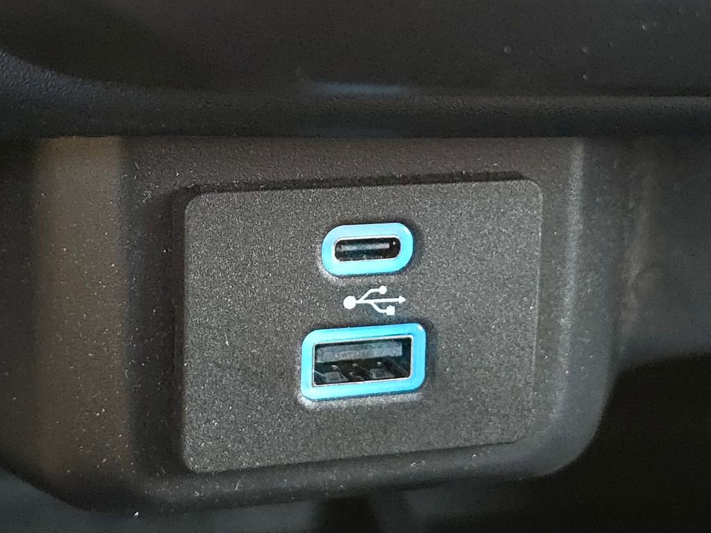 Used 2023 Ford Maverick XLT w/ XLT Luxury Package image 8