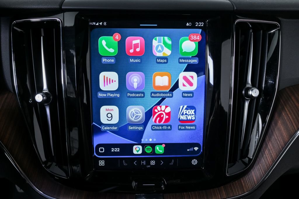 Certified 2024 Volvo XC60 B5 Plus w/ Protection Package Premier AWD/4WD image 17