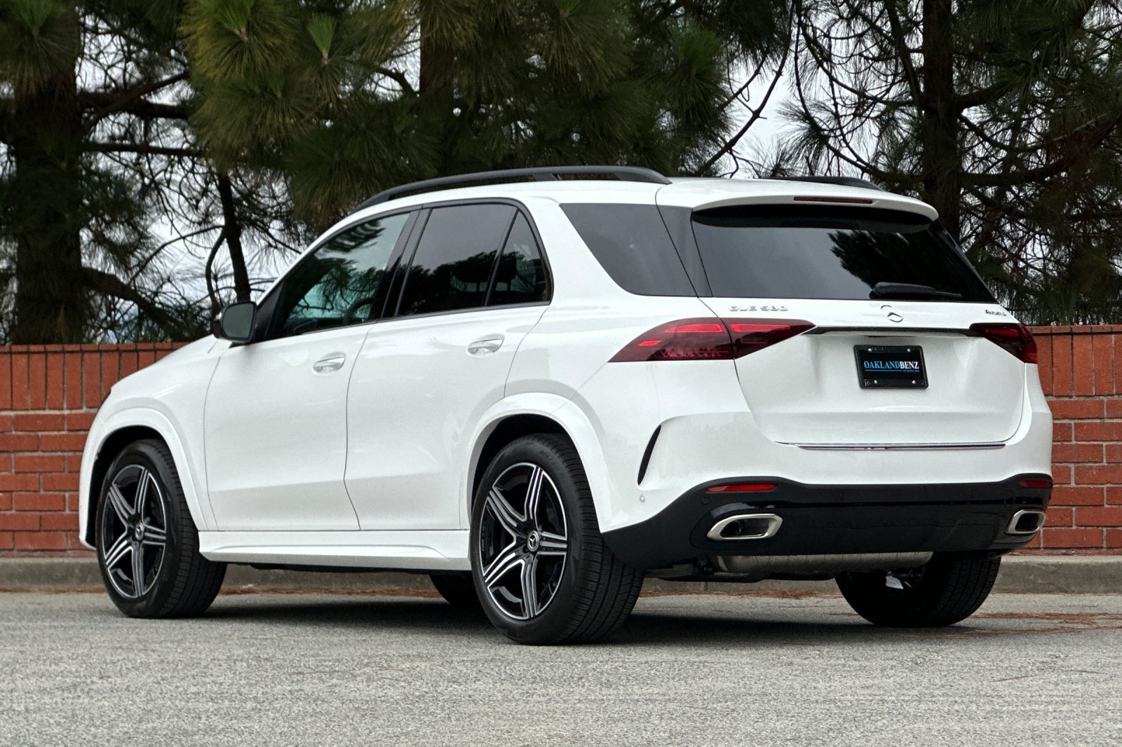 New 2026 Mercedes-Benz GLE 580 4MATIC image 6