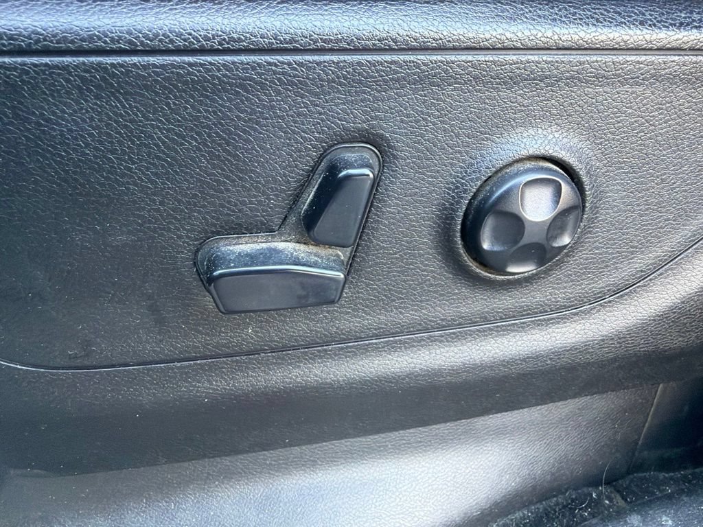 Used 2020 RAM 1500 Big Horn AWD/4WD image 12