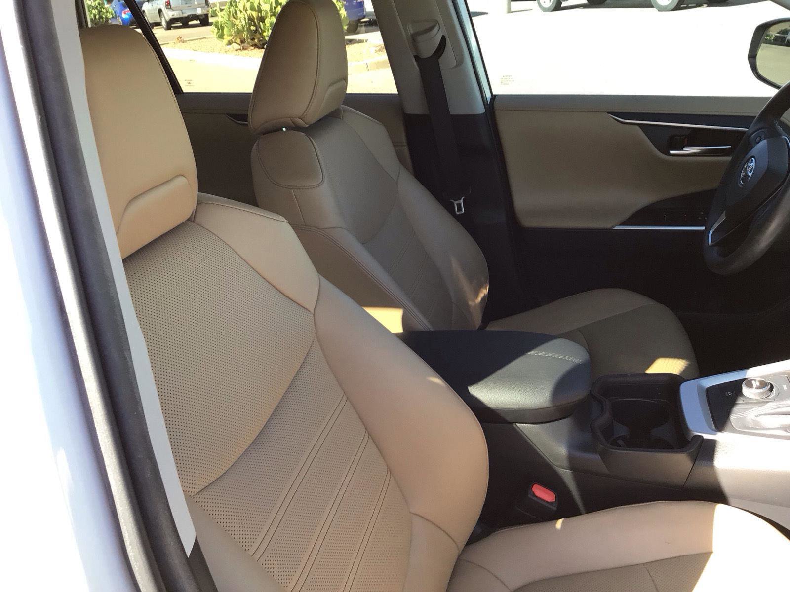 Used 2021 Toyota RAV4 Limited AWD/4WD image 22