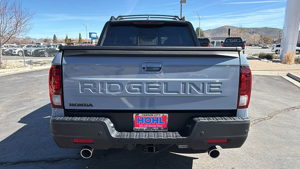 New 2026 Honda Ridgeline Black Edition image 4