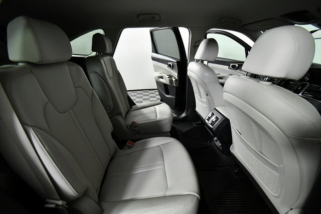Used 2024 Kia Sorento EX image 23