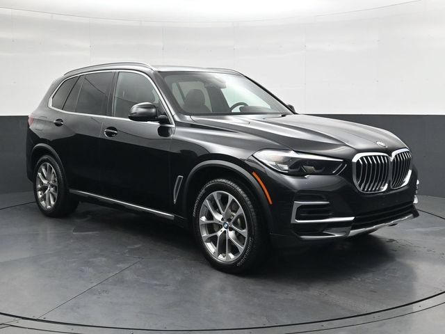 Used 2023 BMW X5 xDrive40i AWD/4WD image 2