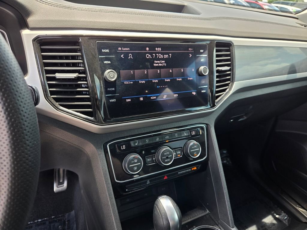 Used 2021 Volkswagen Atlas SEL Premium AWD/4WD image 25