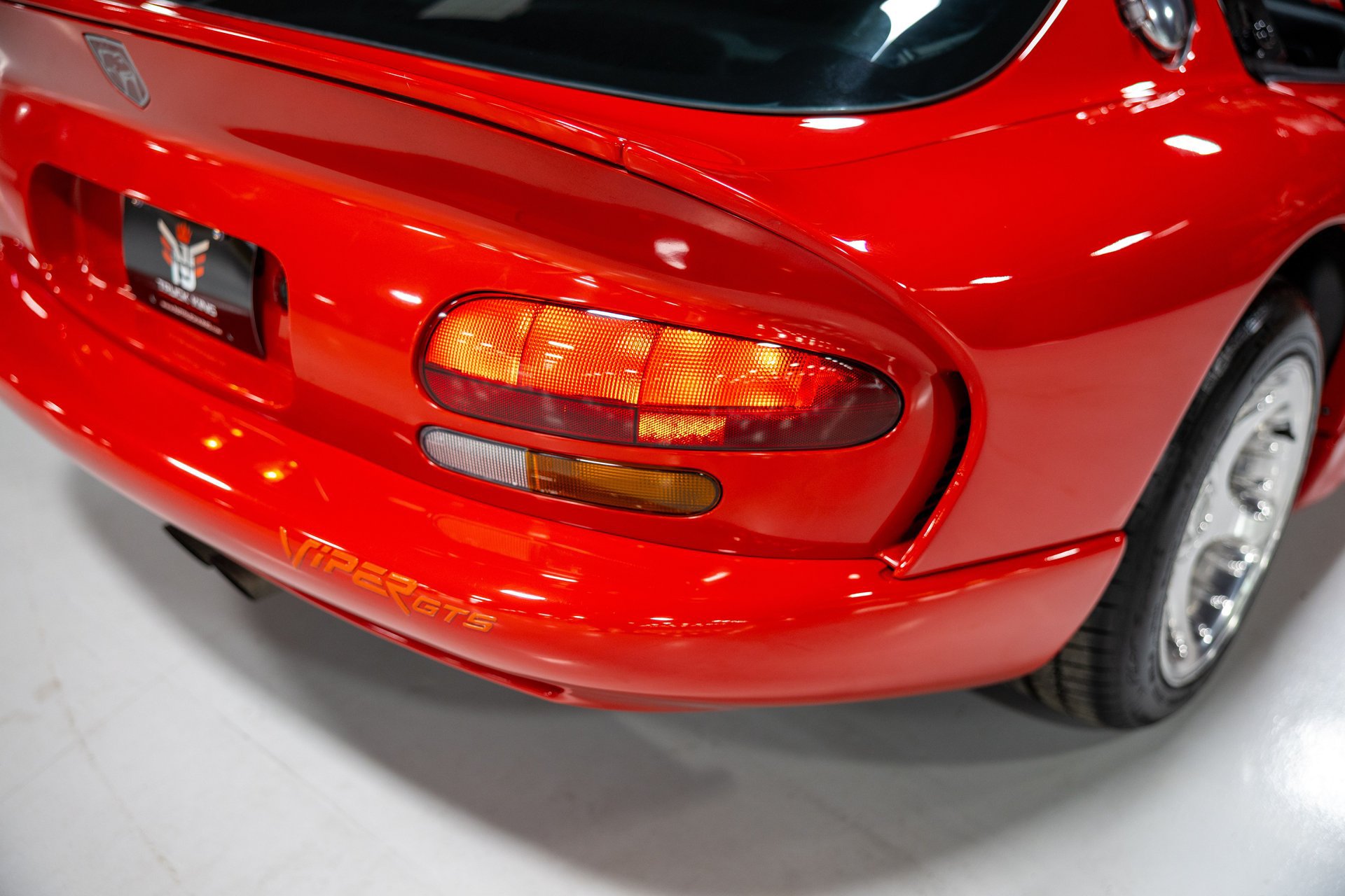 Used 1997 Dodge Viper GTS RWD image 31