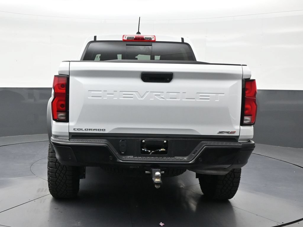 Used 2025 Chevrolet Colorado ZR2 AWD/4WD image 4