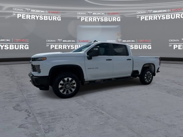 Used 2024 Chevrolet Silverado 2500 Custom w/ Custom Value Package AWD/4WD image 4