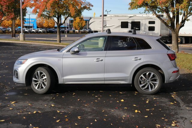 Used 2024 Audi Q5 2.0T Premium Plus image 3