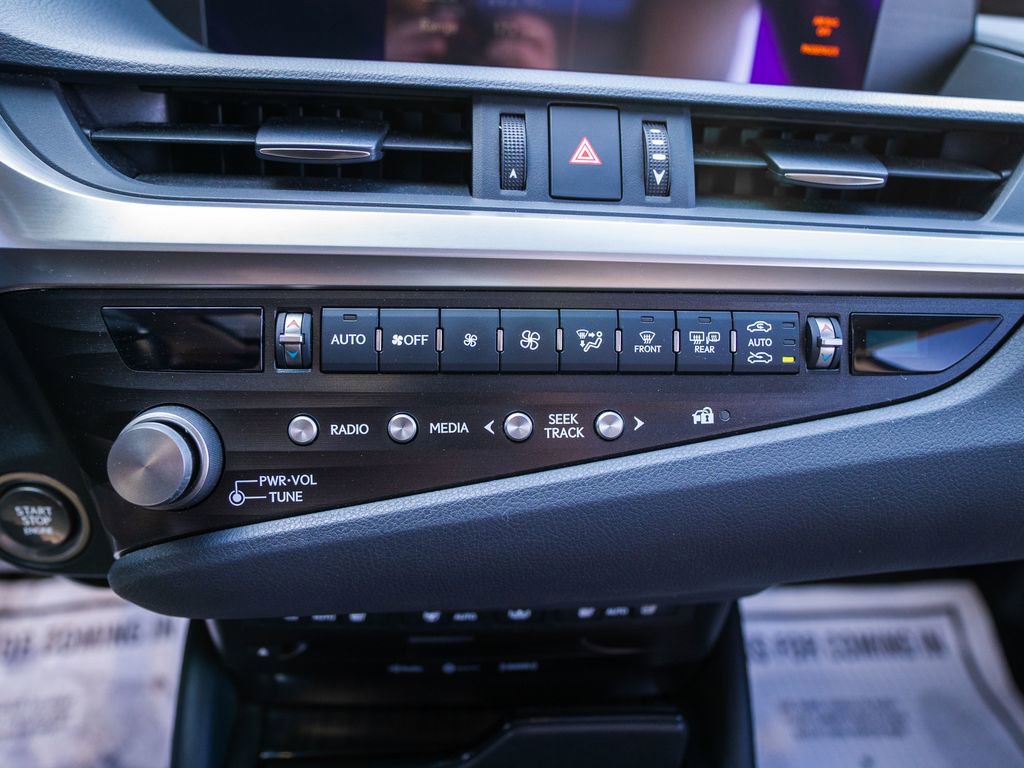 Used 2021 Lexus ES 350 w/ Accessory Package FWD image 29