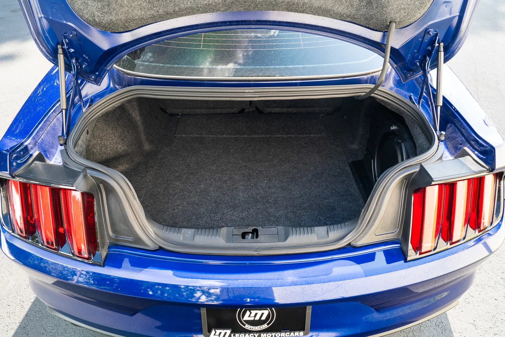 Used 2015 Ford Mustang GT Premium w/ Equipment Group 401A RWD image 8