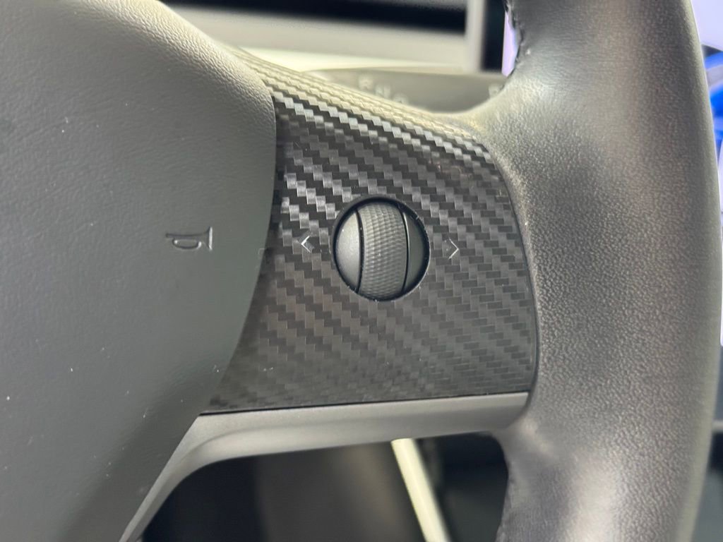 Used 2020 Tesla Model 3 Standard Range Plus image 32