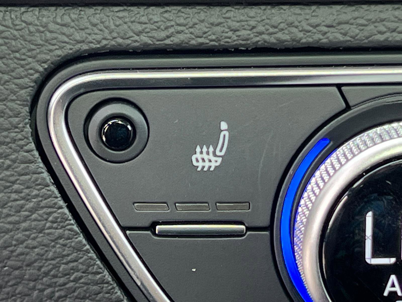 Used 2025 Audi Q5 e Premium Plus image 32