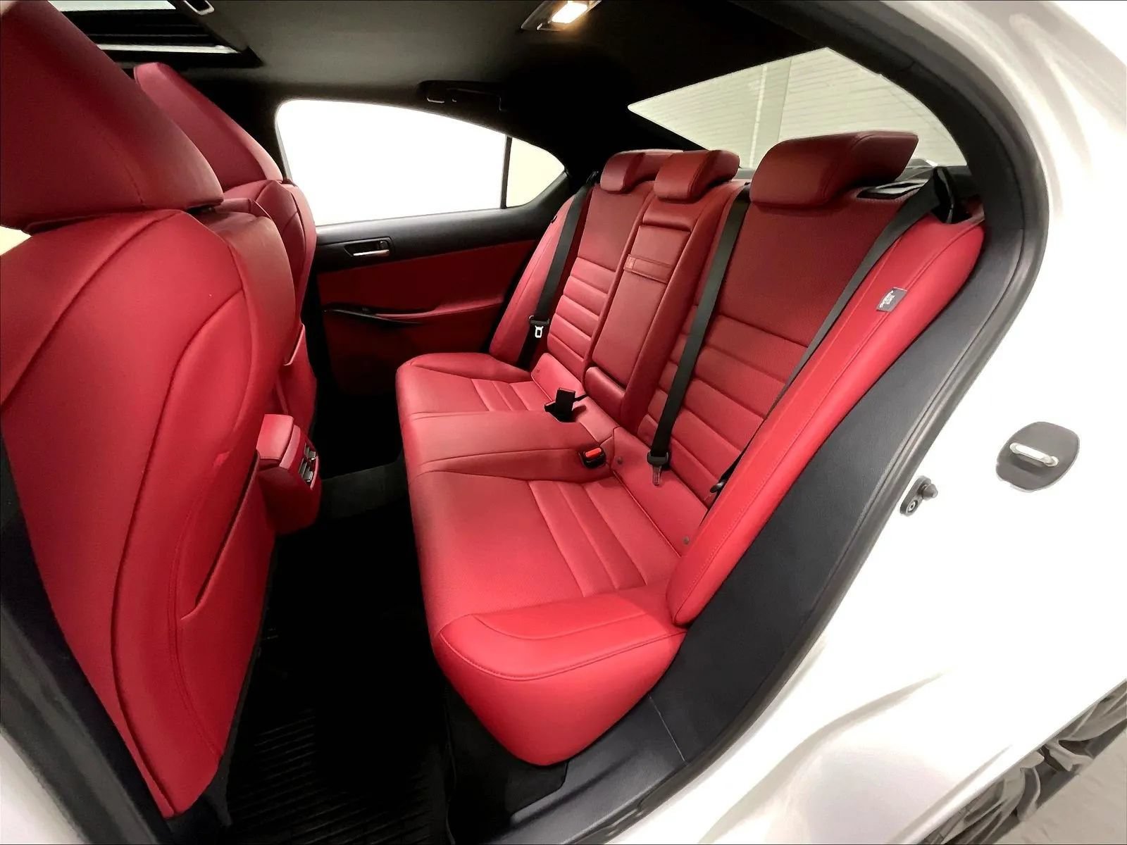 Used 2024 Lexus IS 300 F Sport RWD image 15