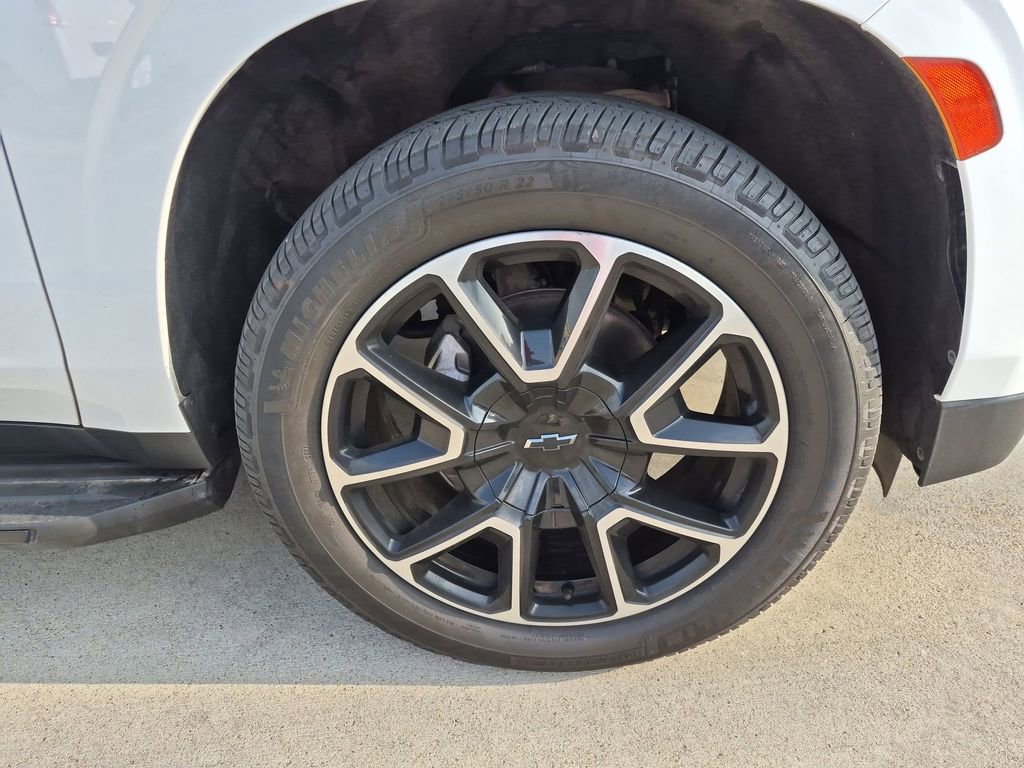 Used 2023 Chevrolet Tahoe RST AWD/4WD image 10