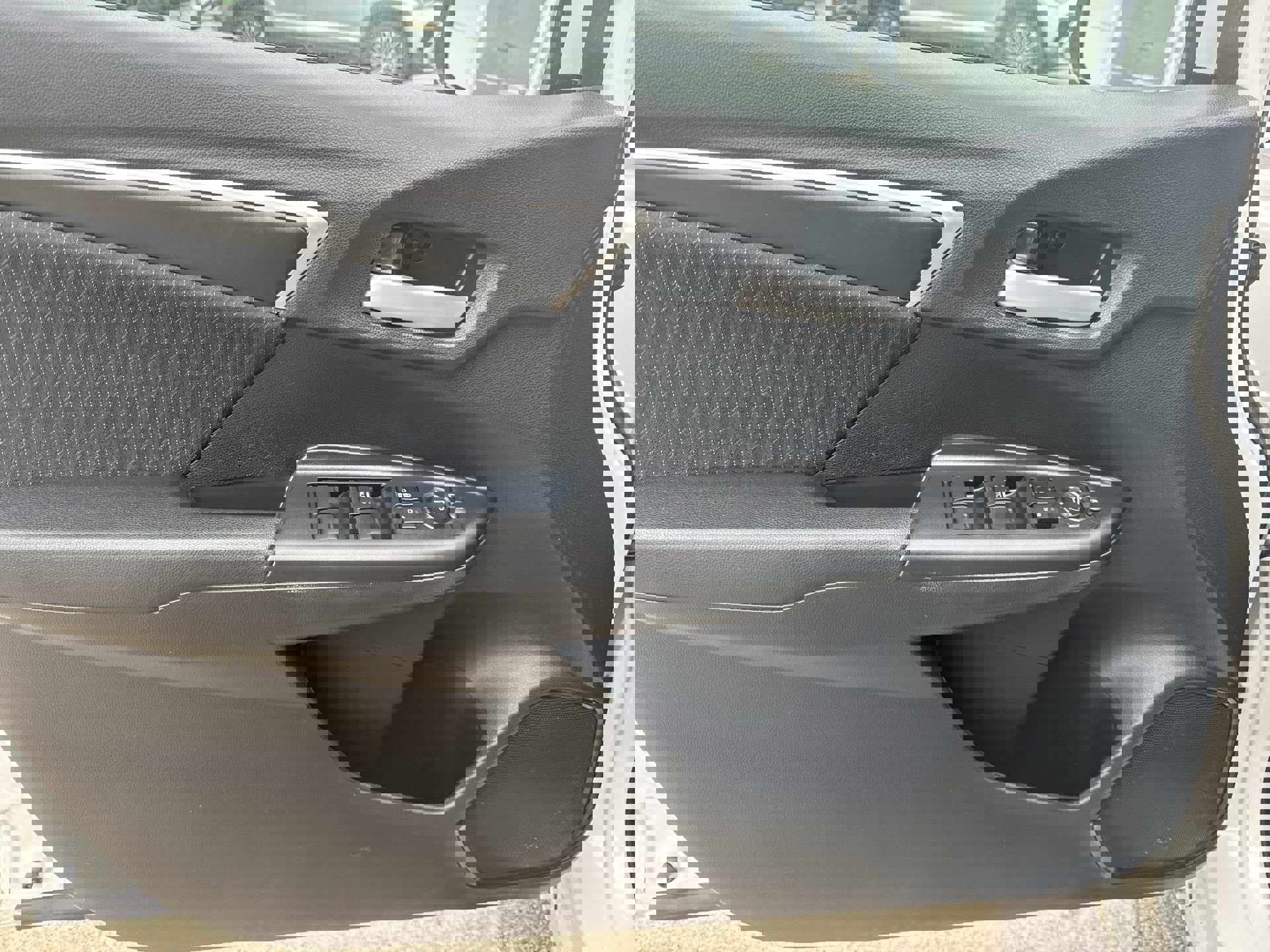 Used 2020 Honda Fit EX image 23